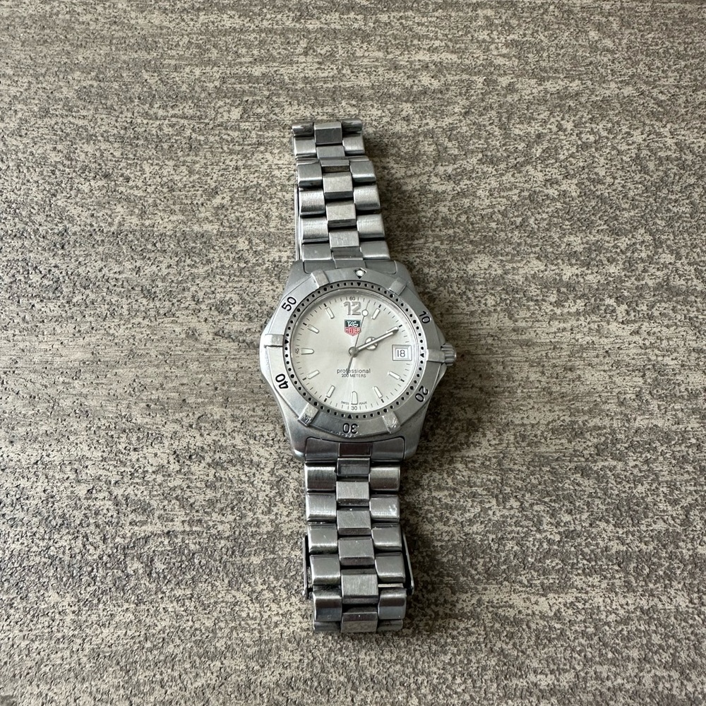 Tag Heuer 2000 Professional 200M Silver Dial